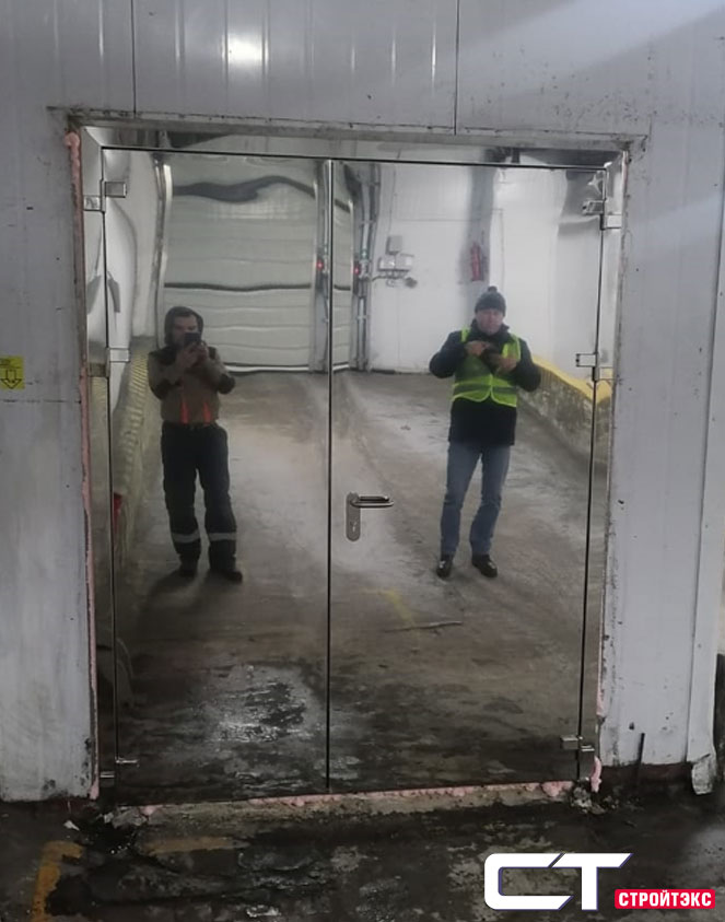 ДМ-2 Дверь металлическая равнопольная из нержавеющей стали